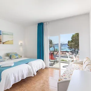 https://hostal-neptuno-paguera.balearic-islands.net